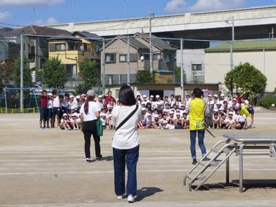 小学校最後の運動会だった6年生は、終了後記念撮影をしました